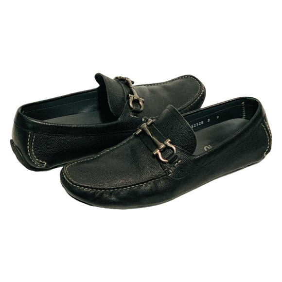 Salvatore Ferragamo Men's Gancini Leather Loafers in Black Size 9 Slip On - Picture 1 of 13